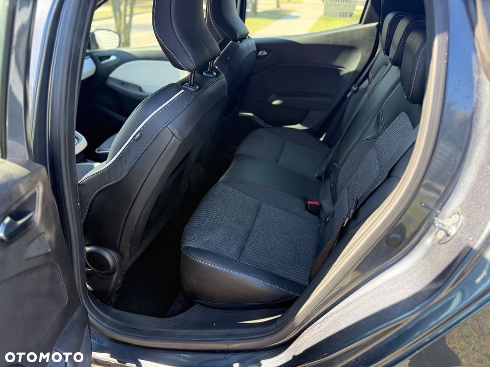 Renault Clio TCe 90 EVOLUTION - 11