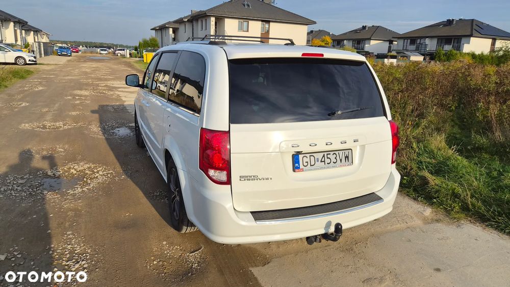 Dodge Grand Caravan - 7