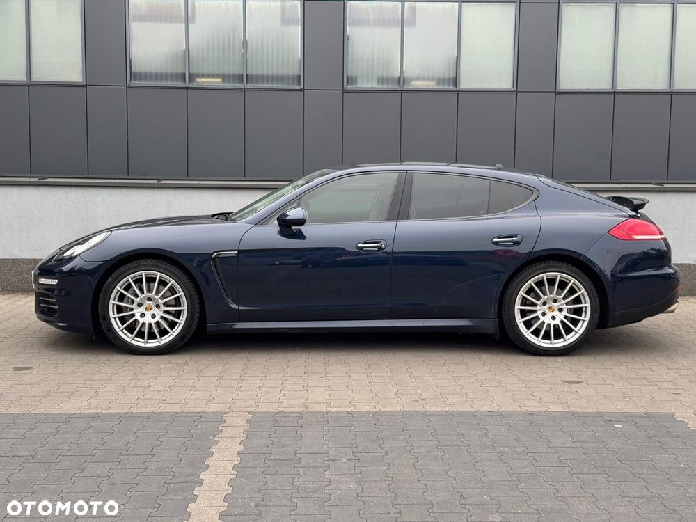 Porsche Panamera 4 - 15