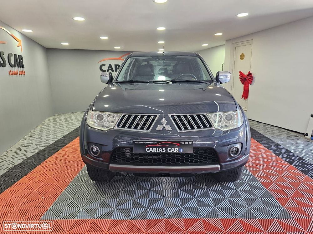 Mitsubishi L200 2.5 DI-D CD Invite AC 4WD - 4