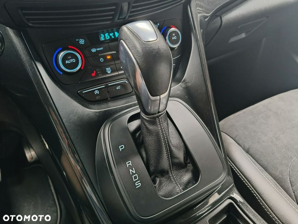 Ford Kuga 2.0 TDCi AWD ST-Line - 34