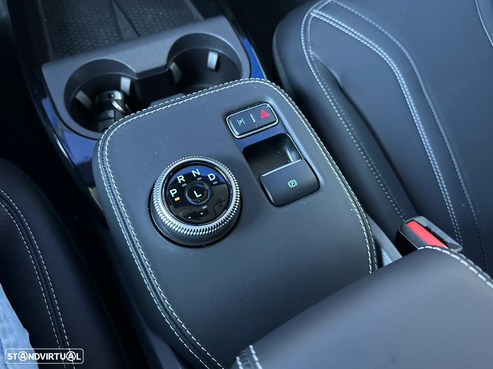 Ford Mustang Mach-E Standard - 37