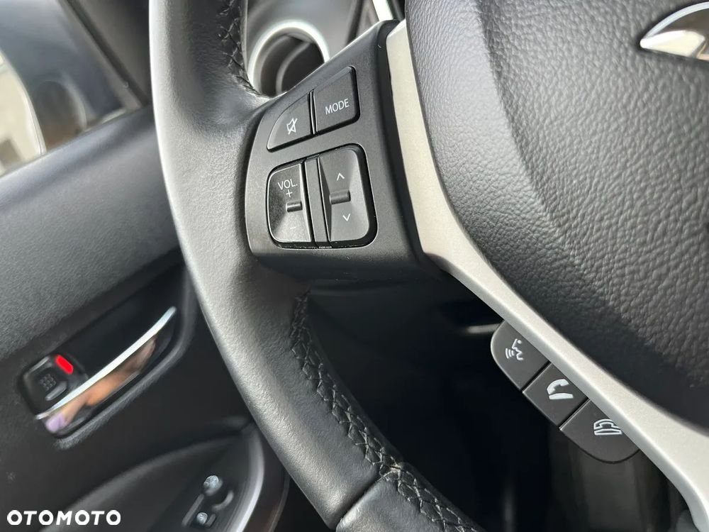 Suzuki Vitara - 23