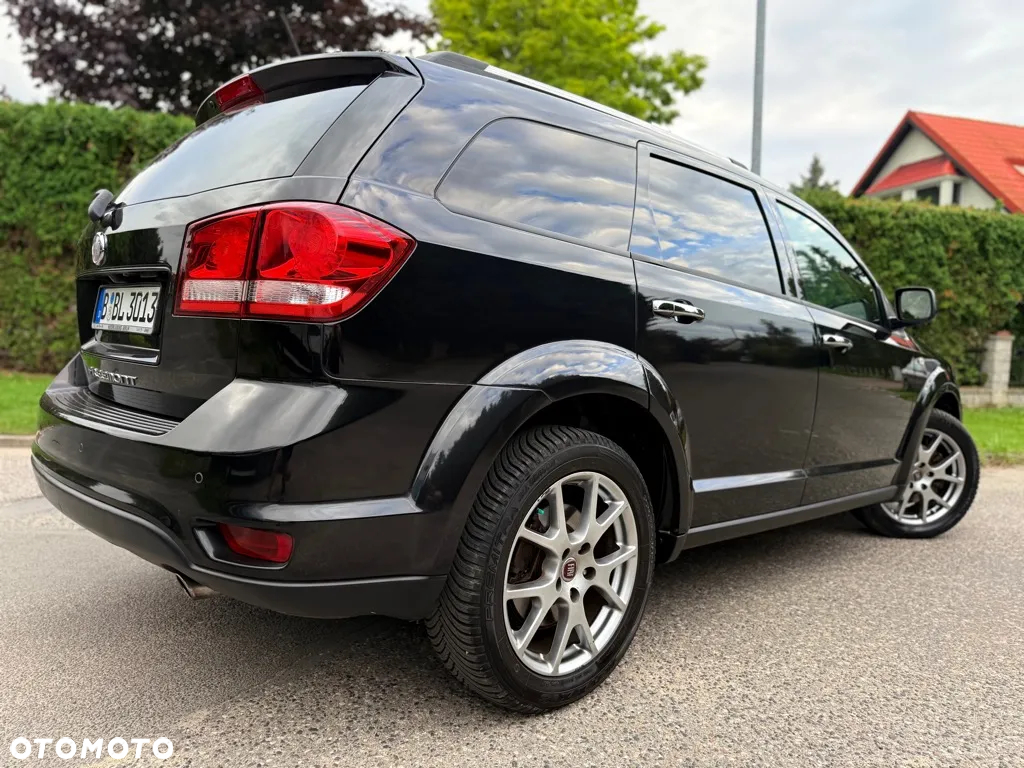 Fiat Freemont 2.0 Multijet Black Code AWD - 17