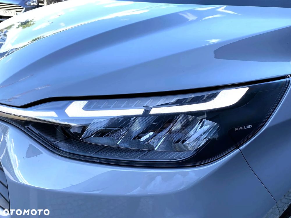 Ford Tranisit Custom - 4