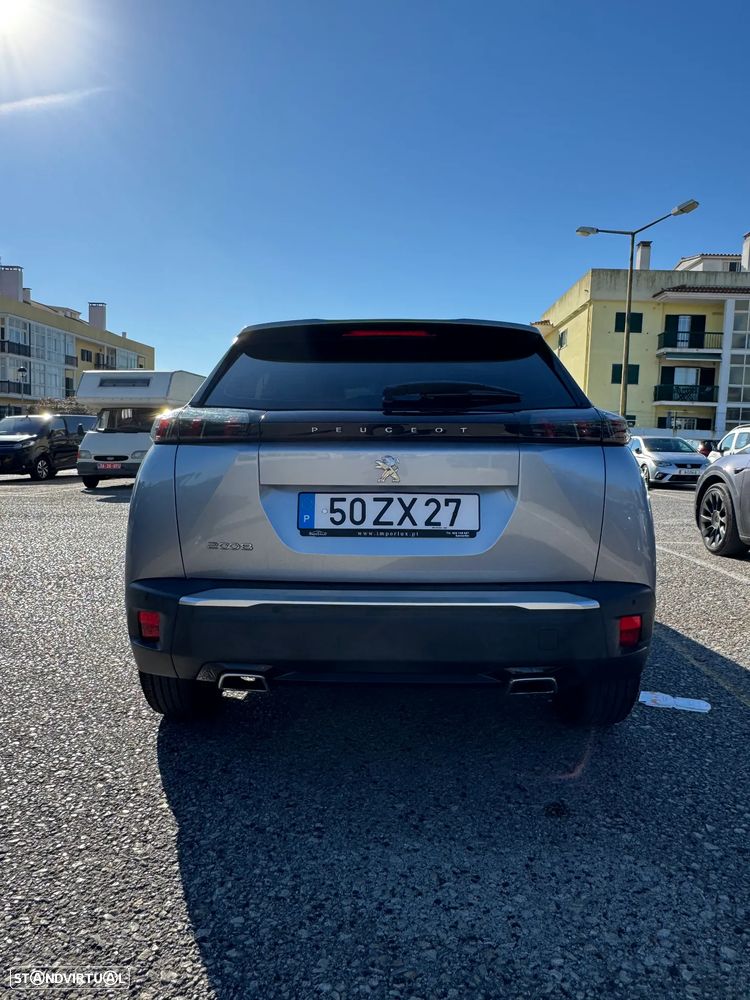 Peugeot 2008 - 4