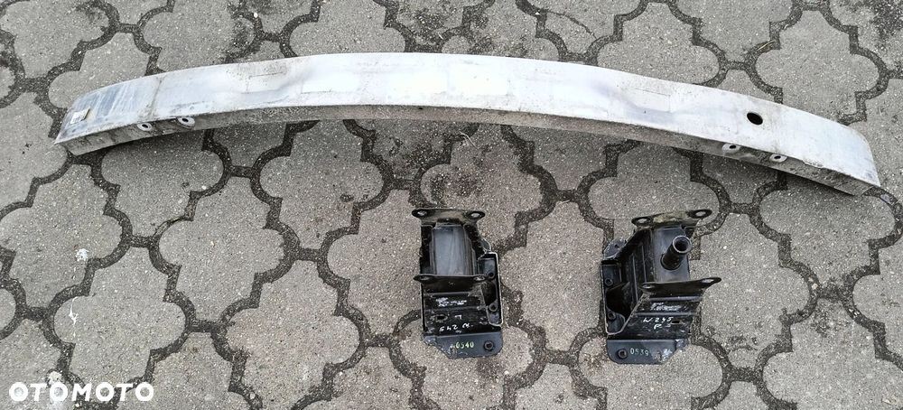 W245 belka pod zderzak przedni strefy zgniotu B klasa Mercedes - 1
