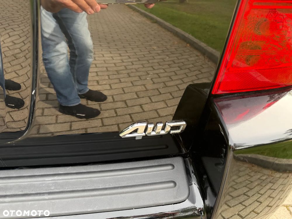 Hyundai Tucson 2.0 CRDi 4WD GLS - 16