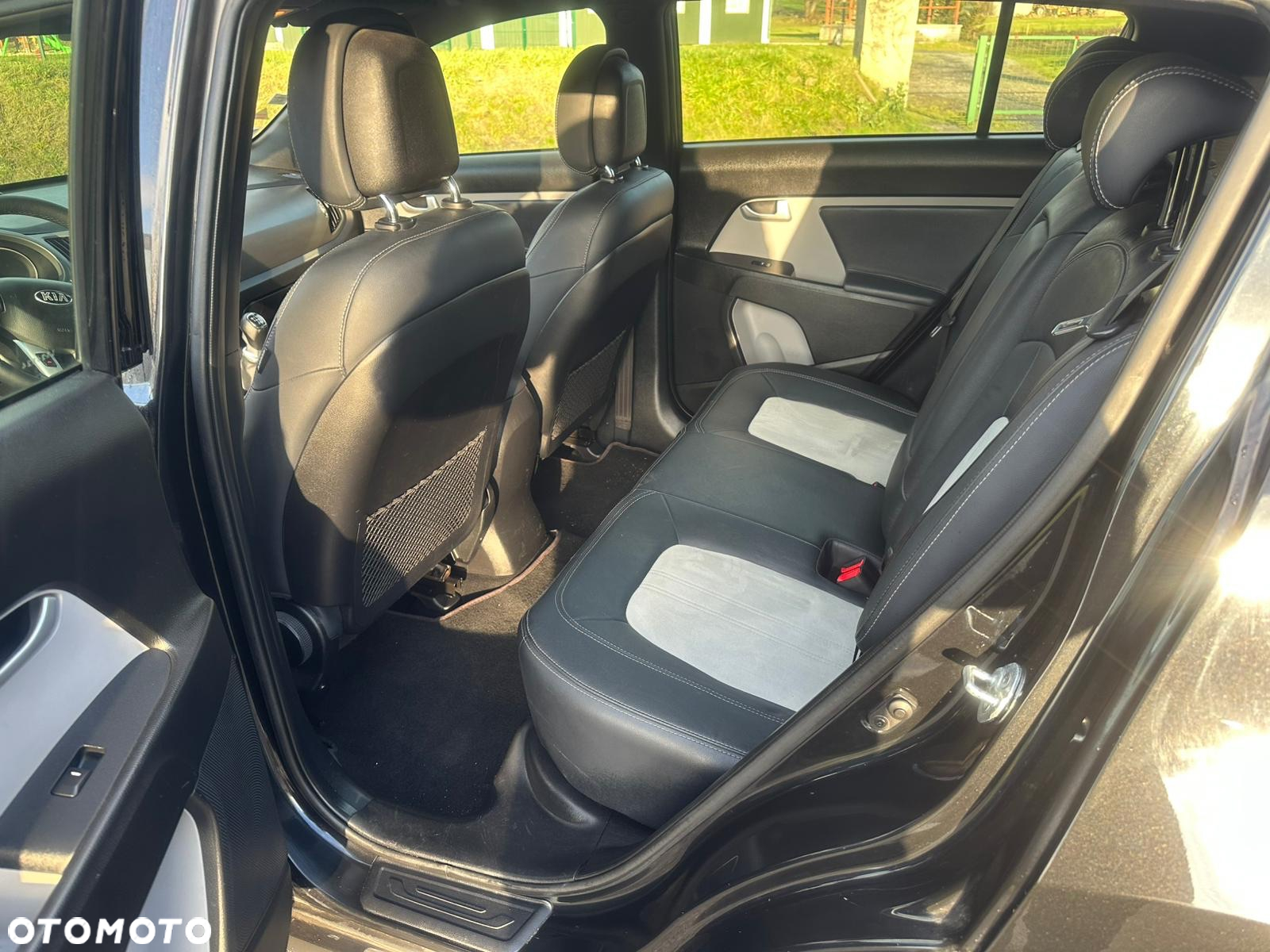 Kia Sportage 1.7 CRDI Business Line M 2WD - 11