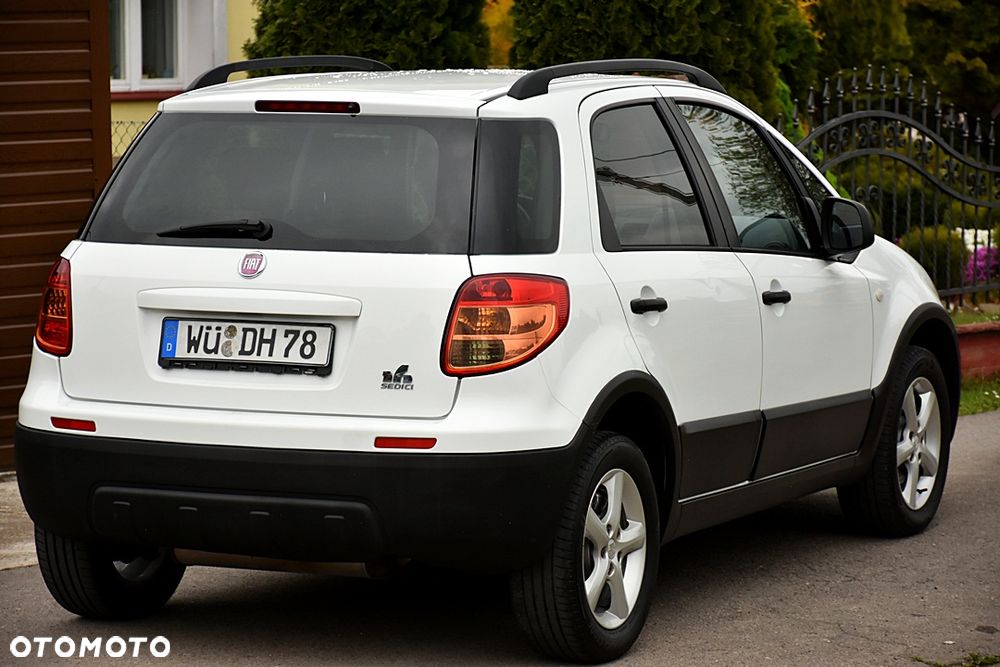 Fiat Sedici 1.6 16V 4x4 Lounge - 3
