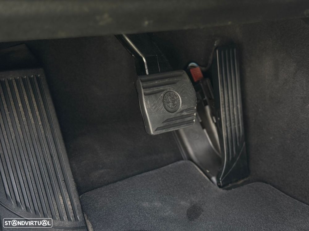 Alfa Romeo Giulia 2.2 D Super AT8 - 20