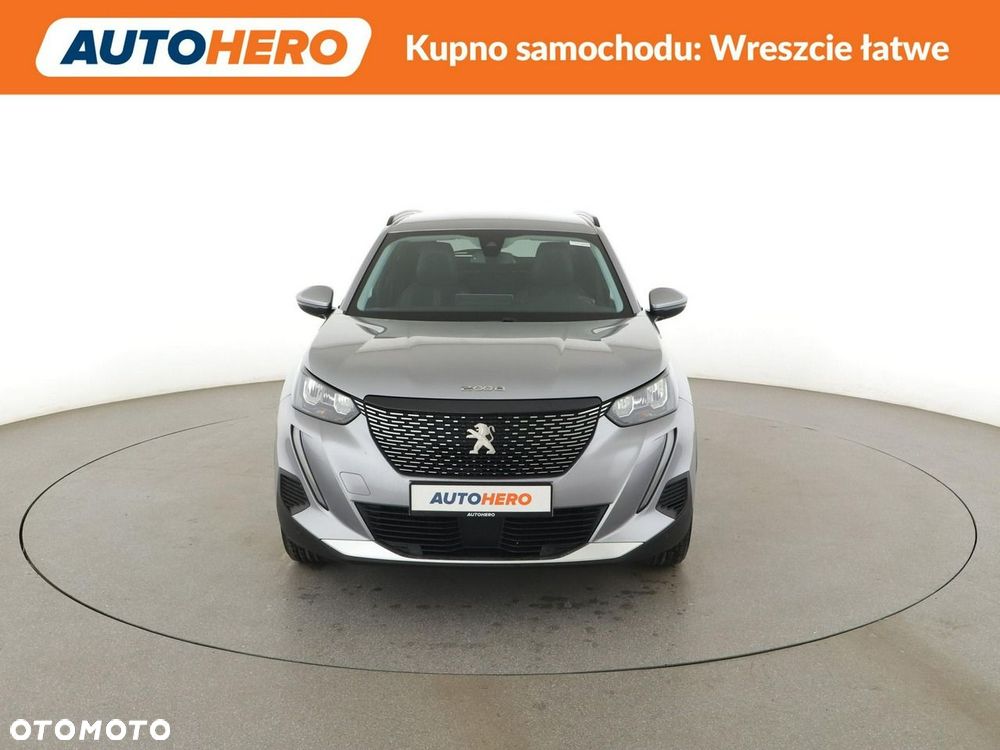 Peugeot 2008 PureTech 130 Allure - 12