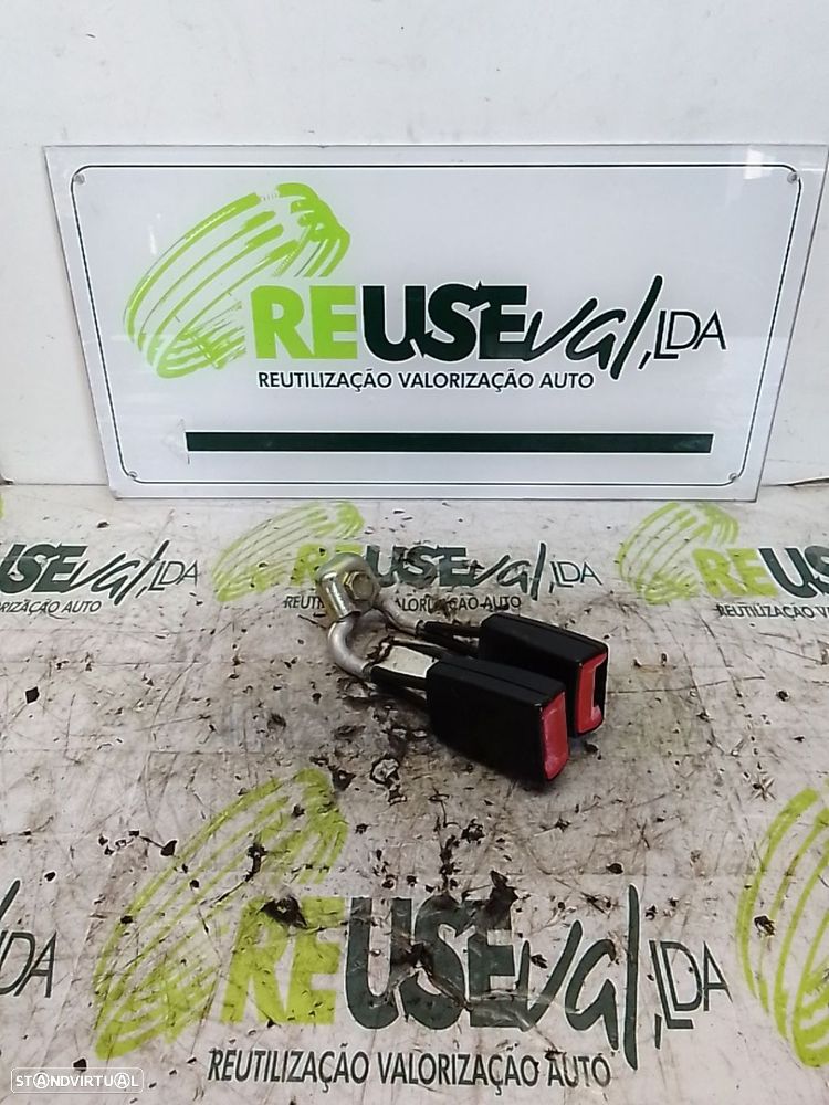 Fixador/Engate Do Cinto Tr Esq Seat Ibiza Iii (6L1) - 1