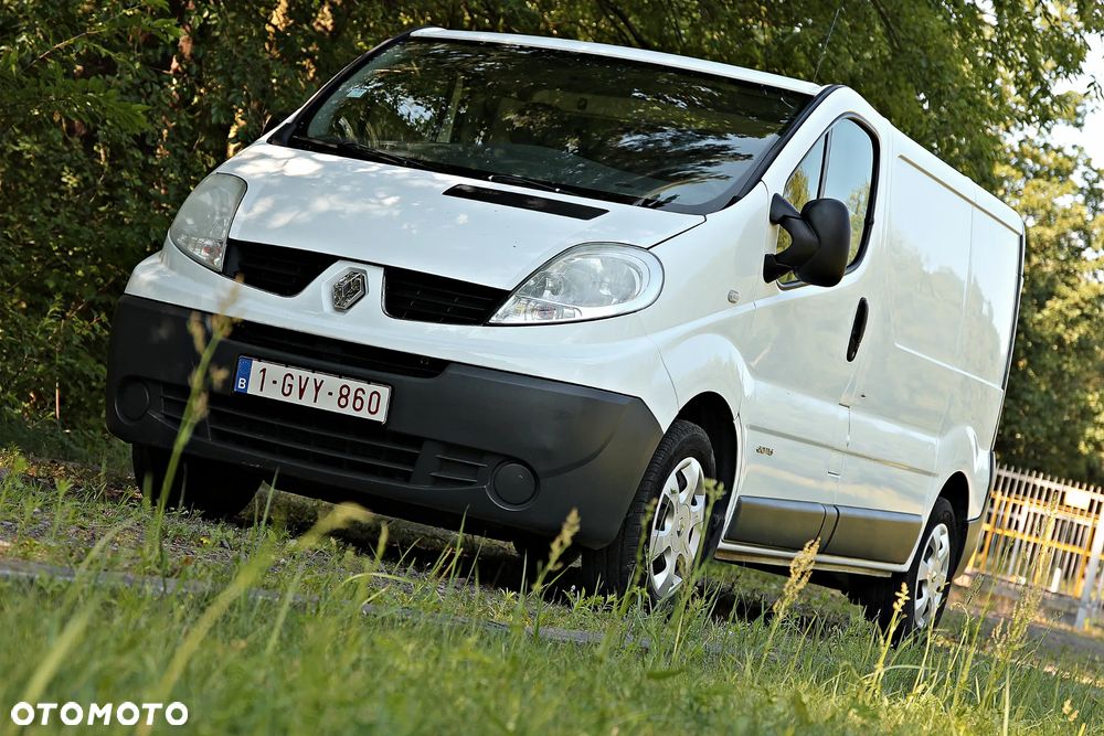 Renault Trafic - 2