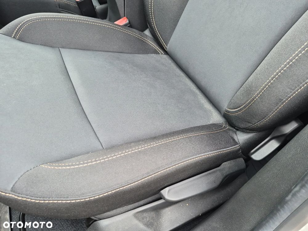Dacia Jogger 1.8 Full Hybrid 155 Extreme MMT 7os - 12