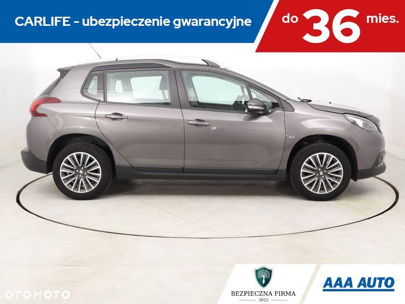 Peugeot 2008 - 8