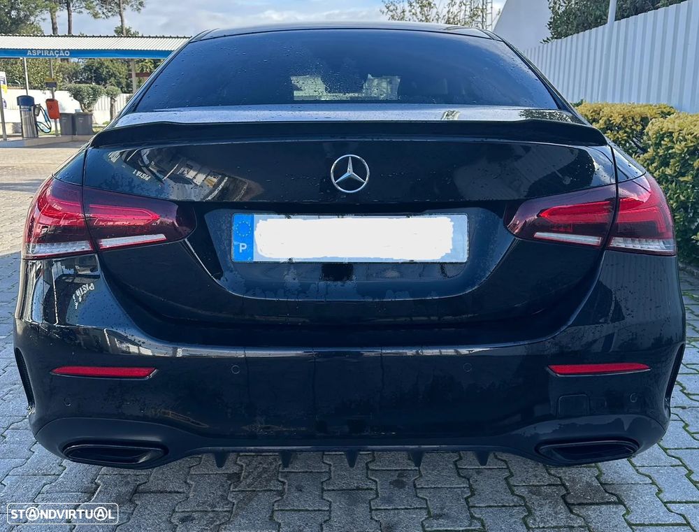 Mercedes-Benz A 250 Limousine e AMG Line - 4