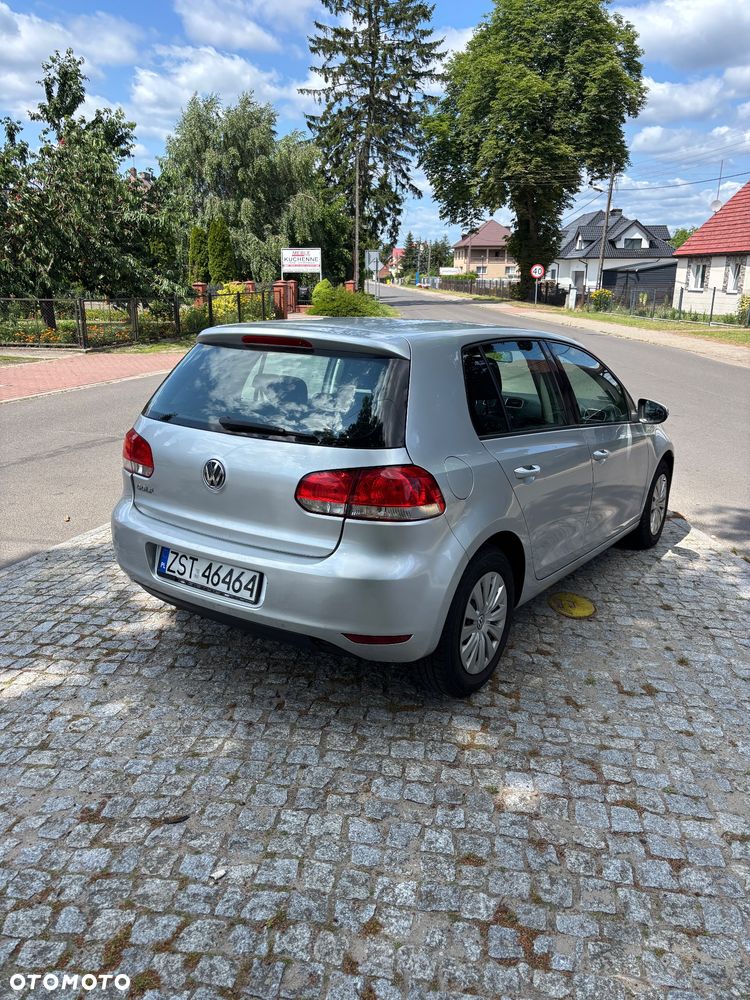 Volkswagen Golf - 5