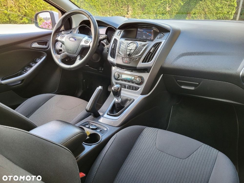 Ford Focus - 8