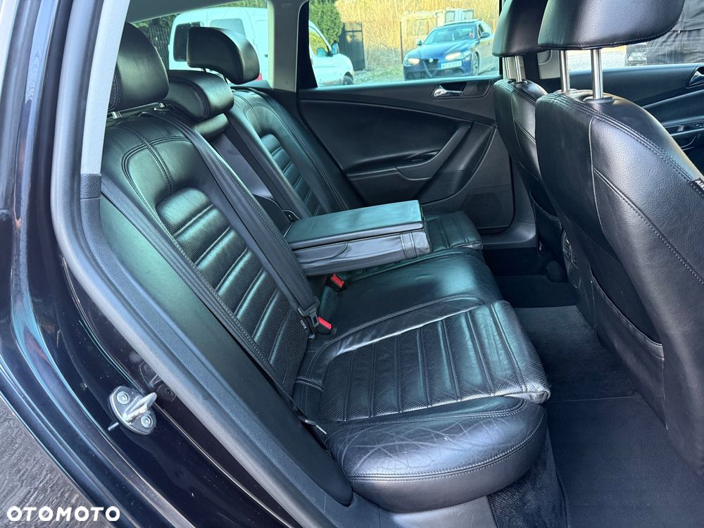 Volkswagen Passat - 27