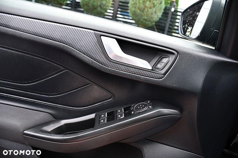 Ford Focus 2.0 EcoBlue ST-Line X - 19