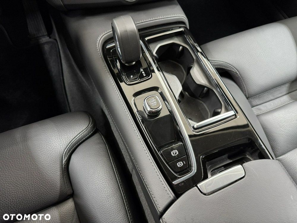 Volvo V90 - 25