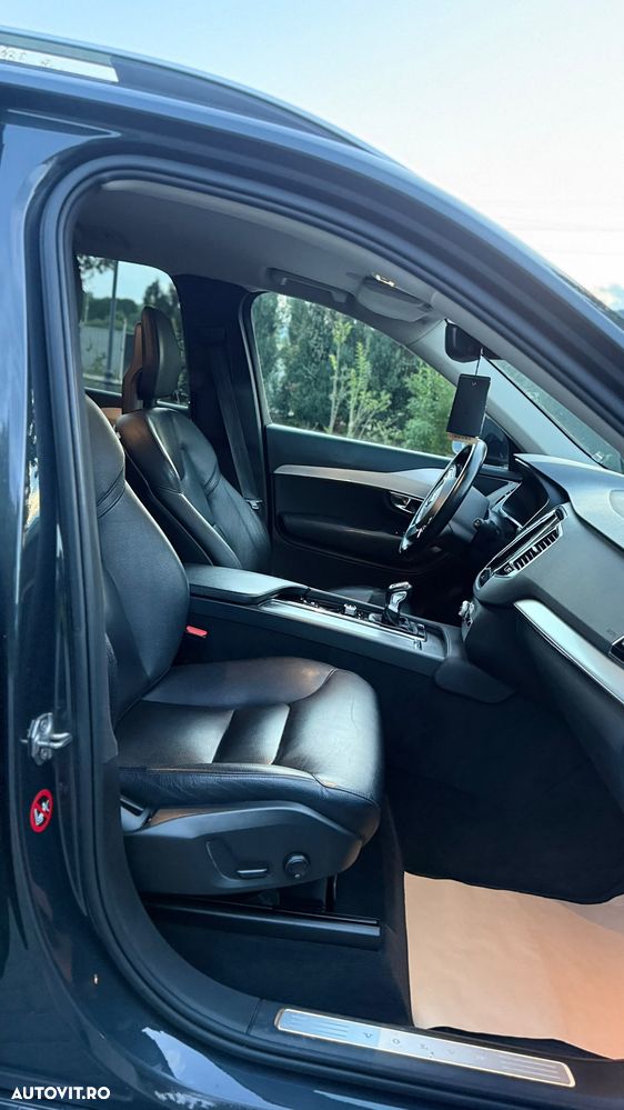 Volvo XC 90 D5 AWD Geartronic Inscription - 9
