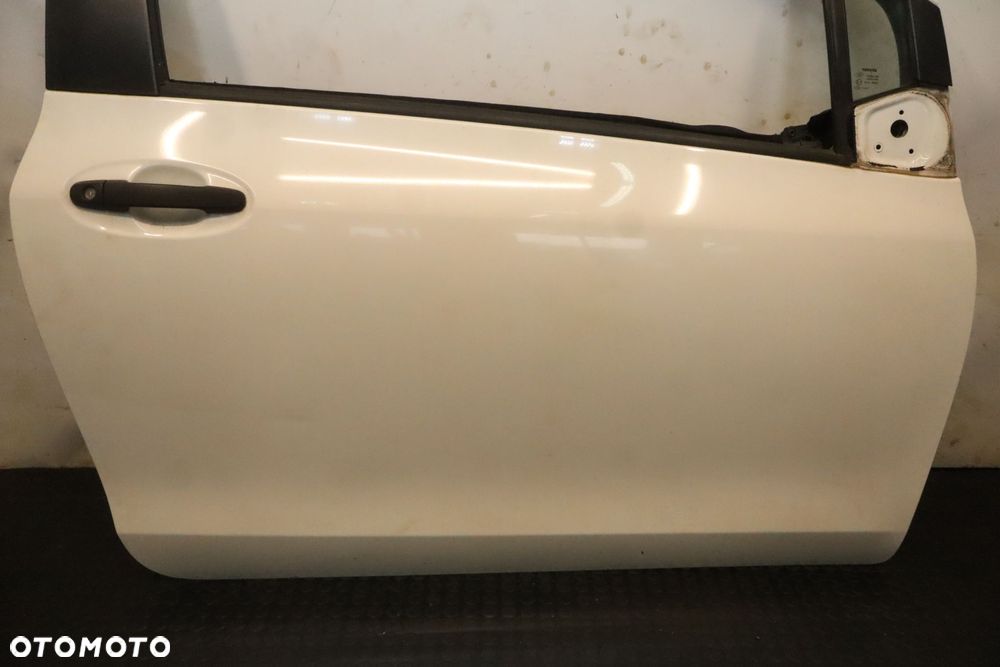 DRZWI PRAWY PRZÓD TOYOTA YARIS II FB18 - 5