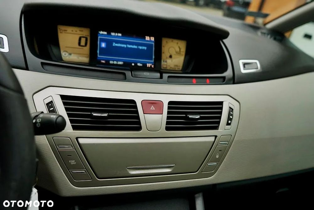Citroën C4 Picasso - 23