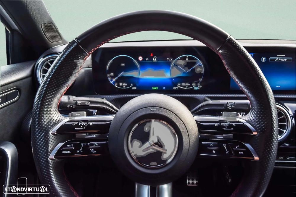 Mercedes-Benz A 250 e - 34