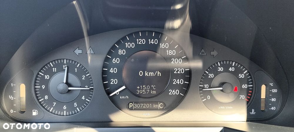 Mercedes-Benz Klasa E 200 Kompressor Automatik Classic - 20