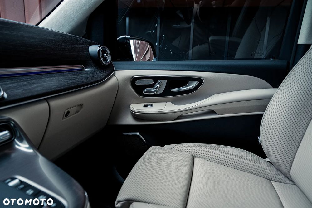Mercedes-Benz Klasa V 300 d 4-Matic 9G-Tronic Exclusive (długi) - 40