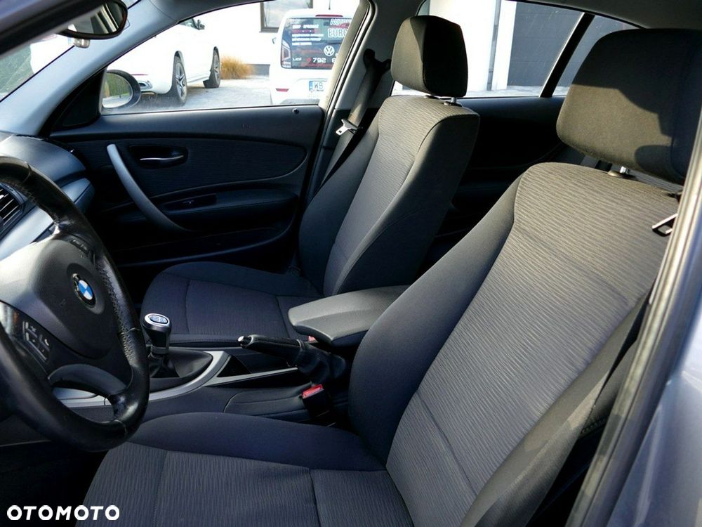 BMW Seria 1 118d Sport Line - 23