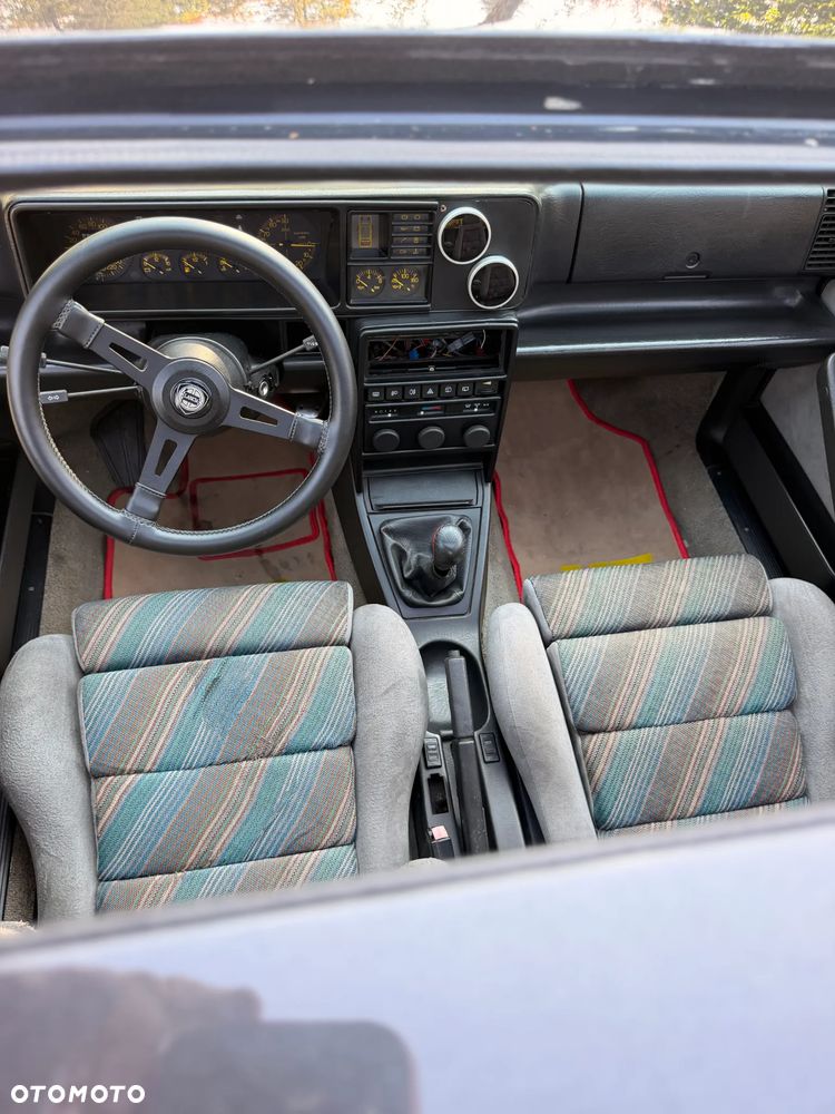 Lancia Delta 2000 HF Integrale 16V - 29