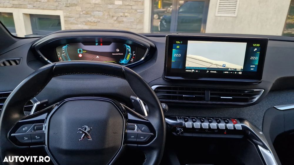 Peugeot 3008 PHEV 300 EAT8 4X4 Allure Pack - 4