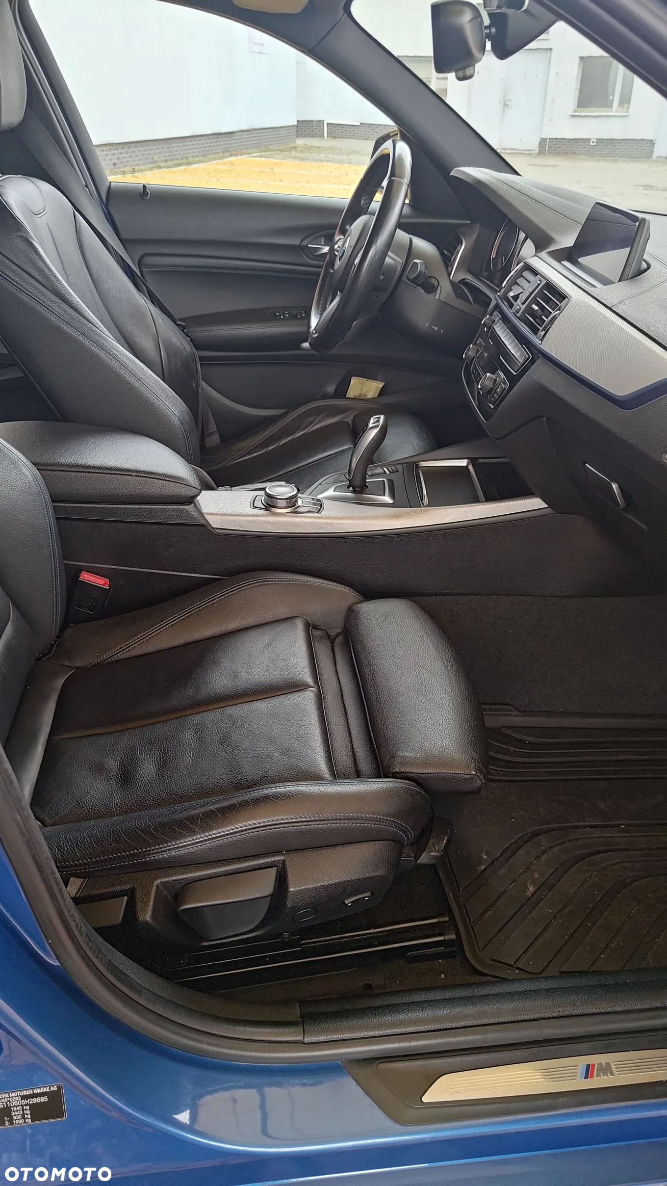 BMW Seria 1 120i - 14