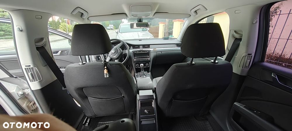 Skoda Superb 1,9 TDI Comfort - 4