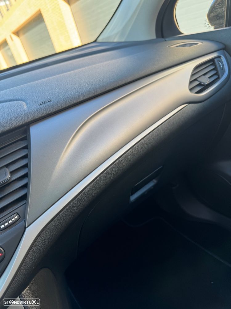 Opel Astra 1.2 Turbo Start/Stop 120 Anos - 10