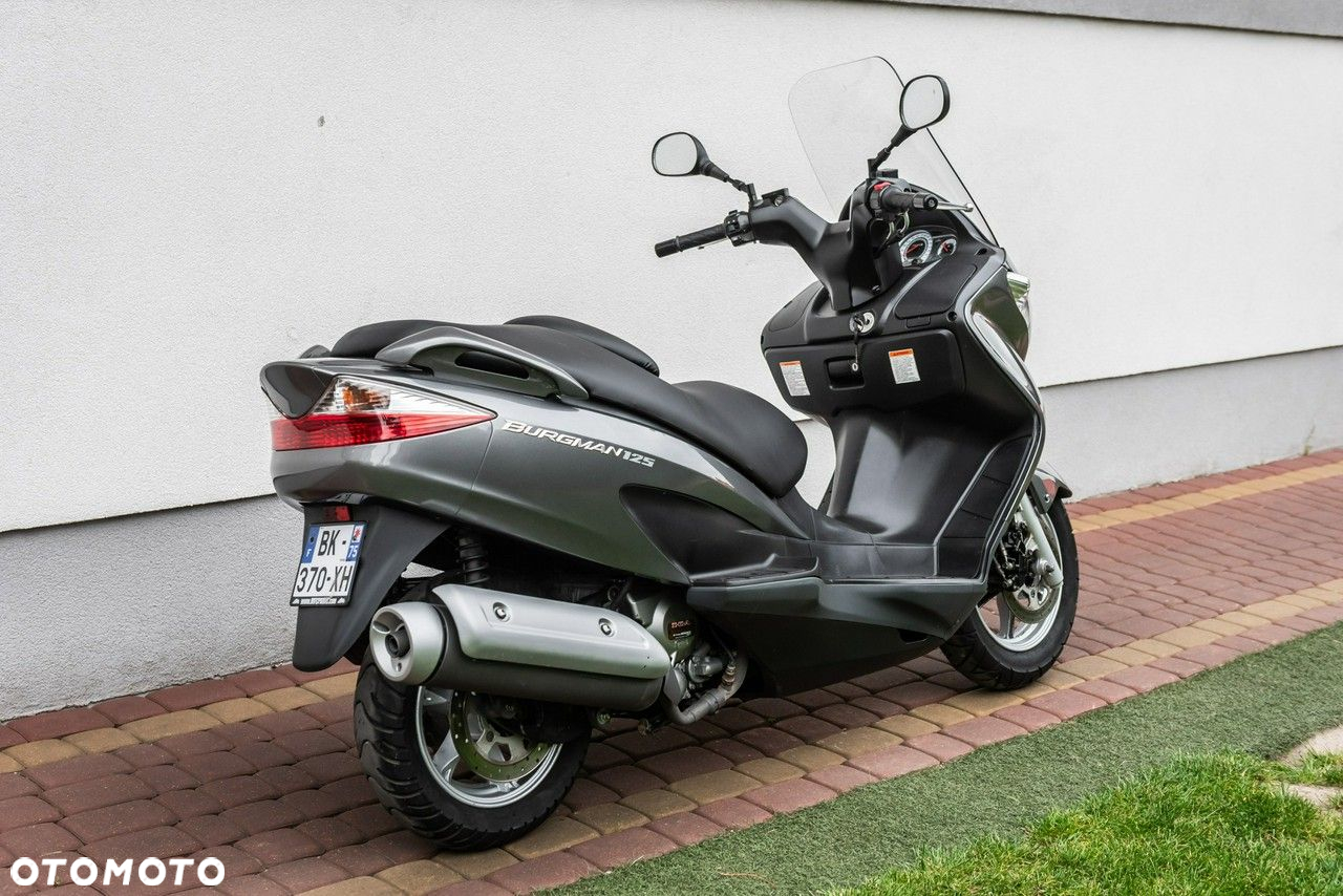 Suzuki Burgman - 3
