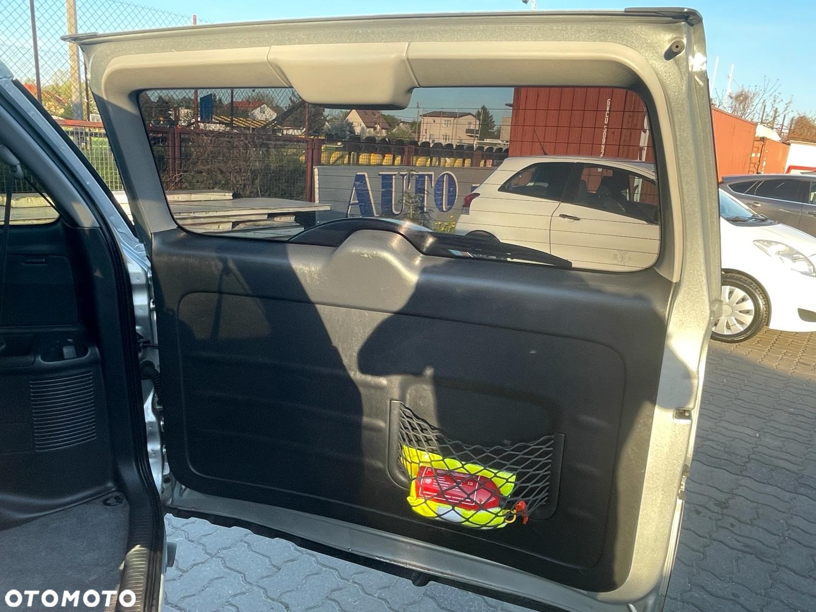 Toyota RAV4 - 13
