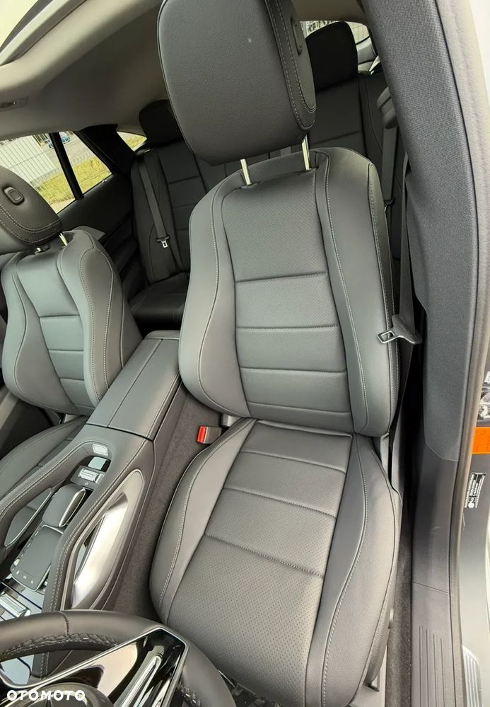 Mercedes-Benz GLE - 18