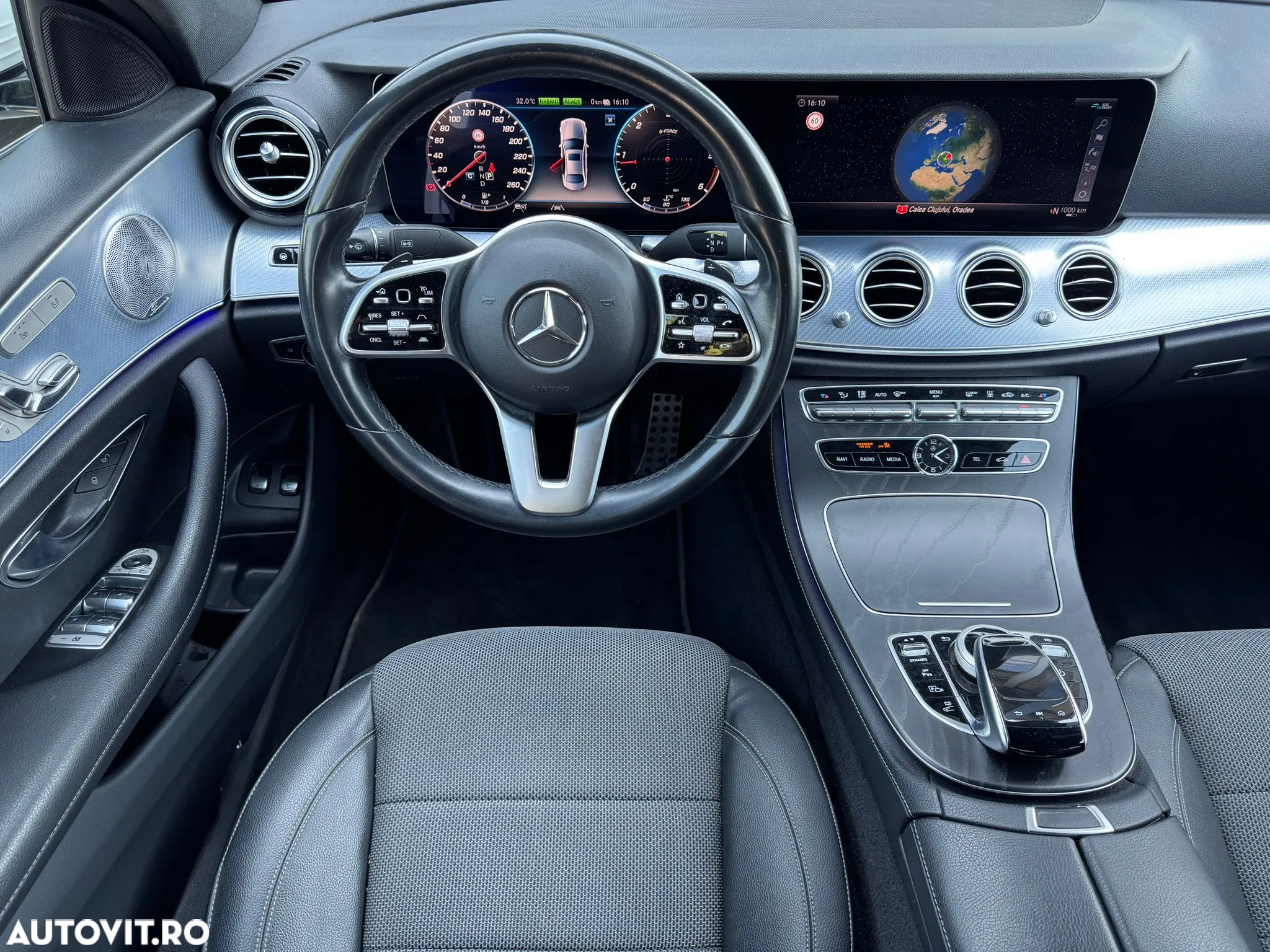 Mercedes-Benz E 300 de Aut. - 13