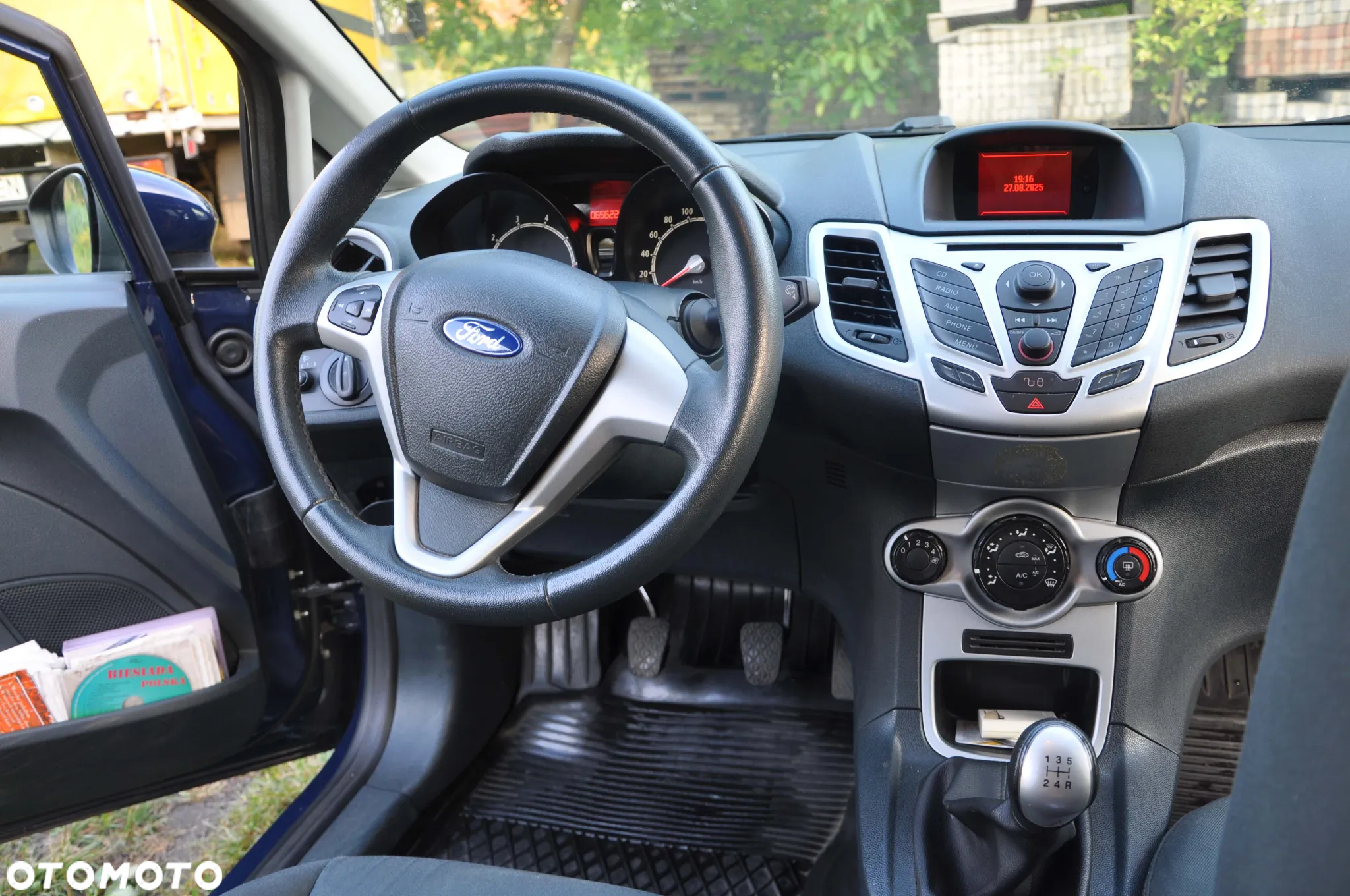 Ford Fiesta 1.25 Trend - 12