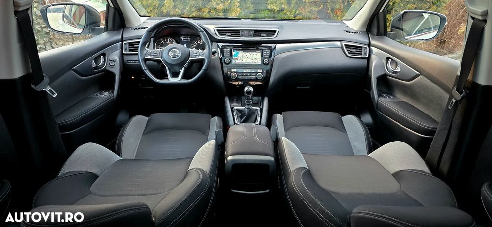 Nissan Qashqai 1.6 DCI ALL-MODE 4x4i N-Connecta - 13