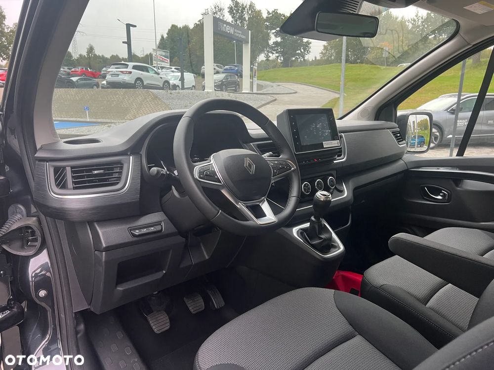 Renault Trafic - 10