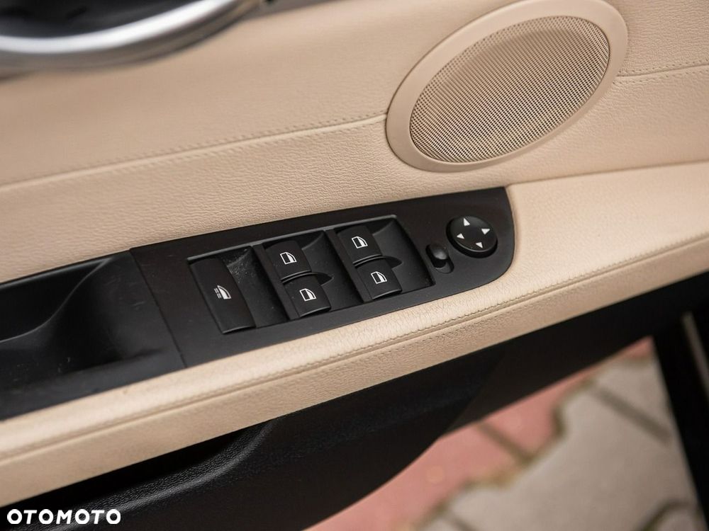 BMW Z4 sDrive23i - 23