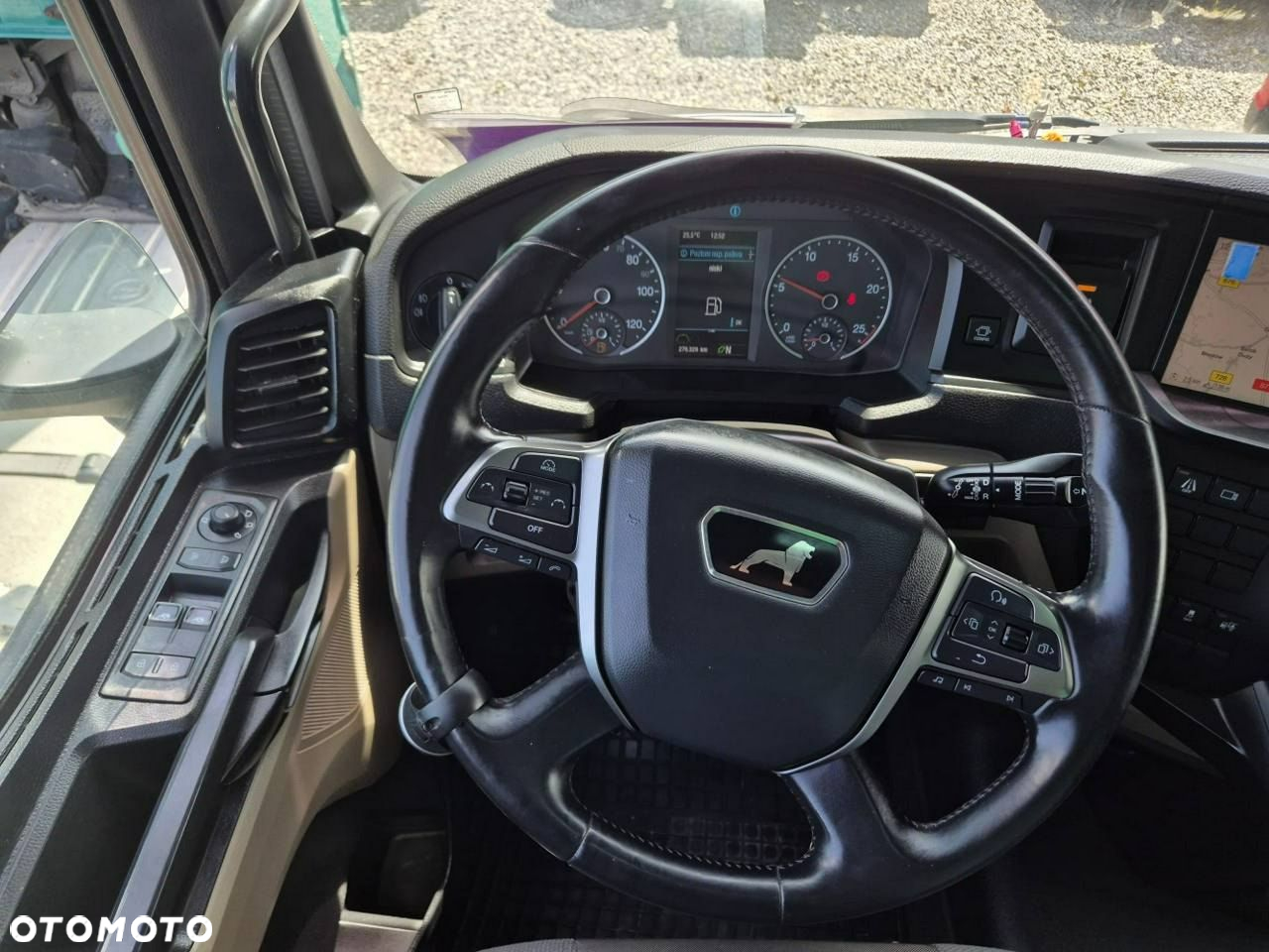 MAN Tgx - 32