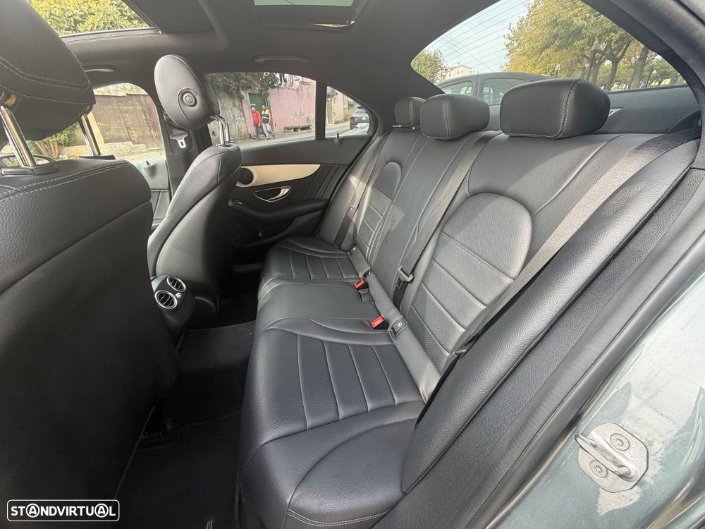Mercedes-Benz C 220 - 12