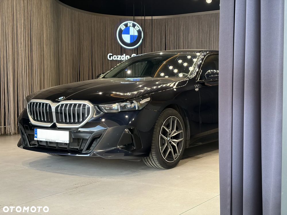 BMW Seria 5 520d xDrive mHEV - 8