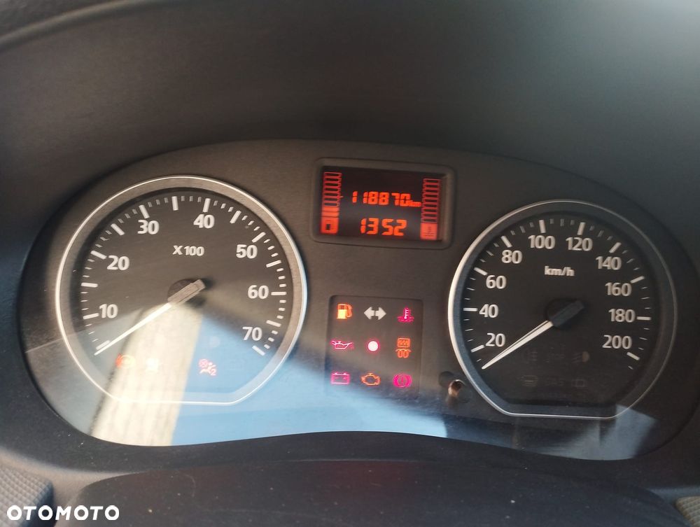 Dacia Sandero 1.2 16V - 12